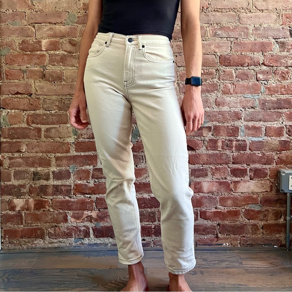 Everlane Cream Cheeky Cropped Jeans